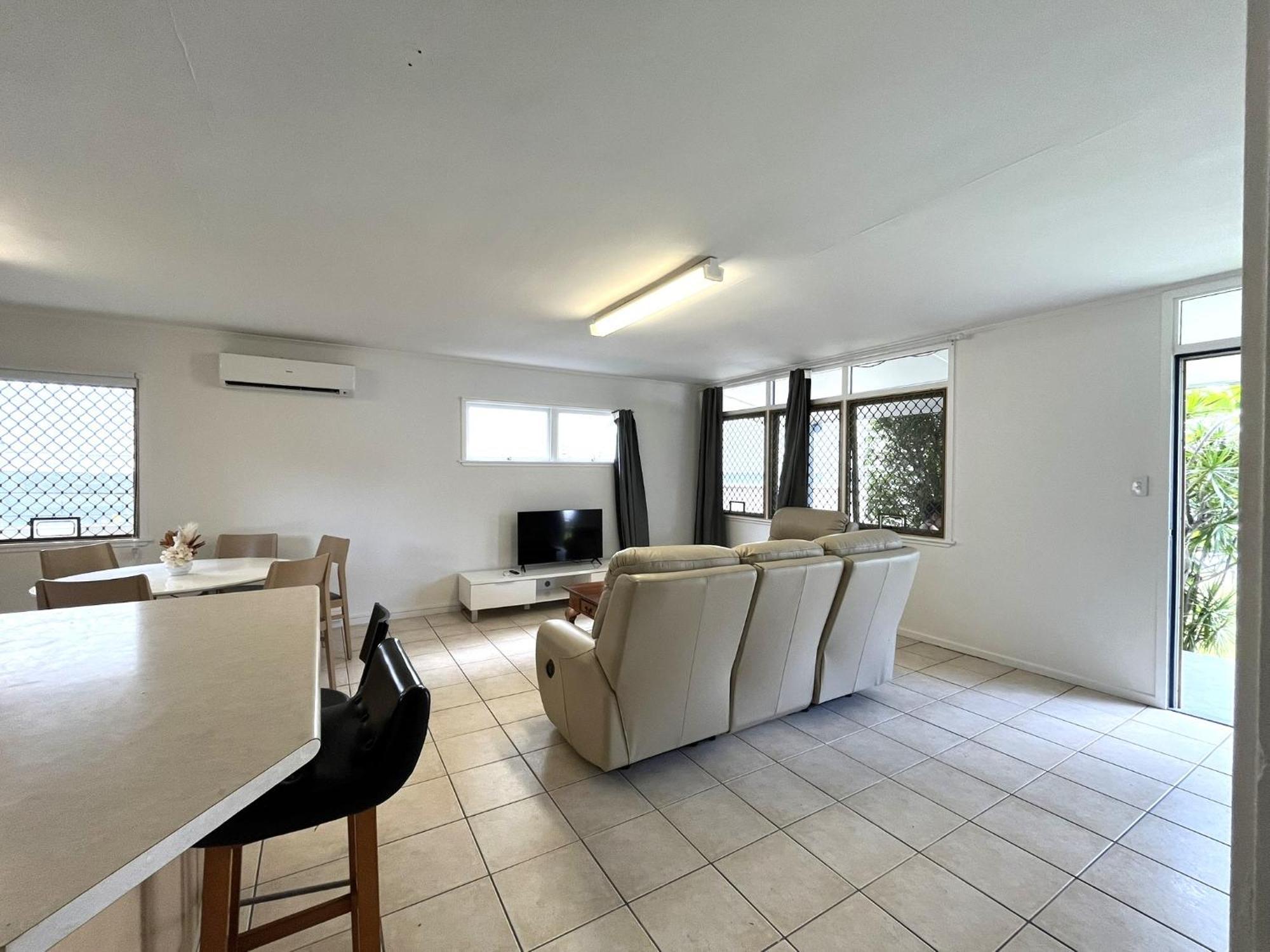 Tropicana Motel Gold Coast Bagian luar foto